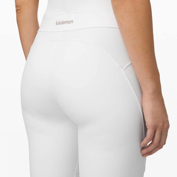 Lululemon Women's White High-Waisted Leggings - Picture 4 of 10